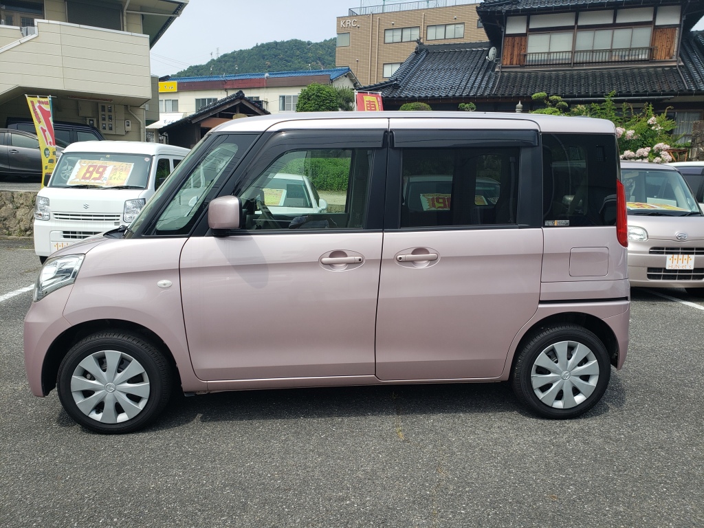 フレアワゴン Xs 人気車種 広島市東区 福田の車屋さん ディーエムカーランド 中古車 新車 福祉車両 の販売 車検 保険 板金等 一般修理を承っております